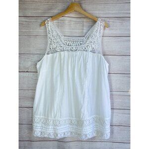 A Pea In The Pod White Crochet Trim Sleeve-Less Maternity Top  Size Large